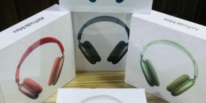 Apple Max Headphone