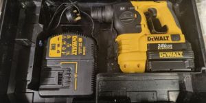 Dewalt Cordless Drill DEO246