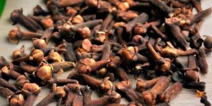 Whole Cloves