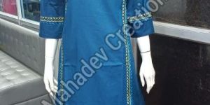 Woman Ethnic Style Geometric Kurta Set