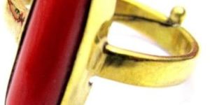 Moonga Stone Rectangle Rhodium Ring