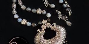 Ladies Silver Heart Pendant Necklace