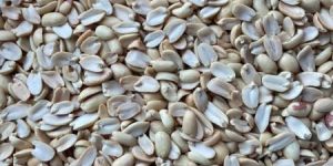 Roasted Split Peanuts