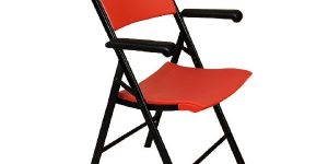 ezee arm strong comfortable plastic chair