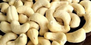 W320 Cashew Nuts