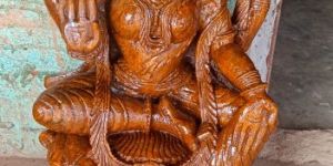 saraswati stone statue