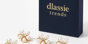 Rhinestone Stud Earrings