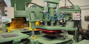 Apm 416 Ed Concrete Pavers Making Machine