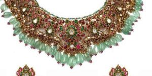 Traditional Bridal Jadau Necklace Set