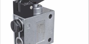 3/2 Way Poppet Type Finger Lever Valve