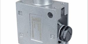 3/2 Way Stem Actuated Valve