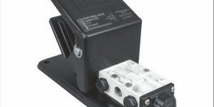 5/2 Way Foot Pedal Valve Spring Return