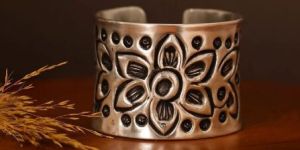 Lustra Bella: Silver Toned Cuff Bracelet