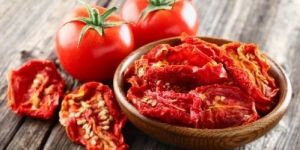 Dehydrated Tomato Flakes