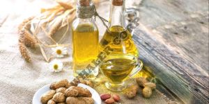 Wood Pressed Groundnut Oil