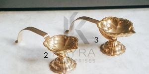 Brass Aarti Diya with Handles Set OF 2 Pcs