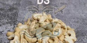DS Split Cashew Nuts
