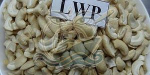 LWP Split Cashew Nuts