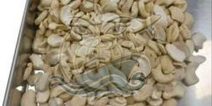 LWP14 Broken Cashew Nuts