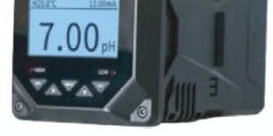 Universal PH and Temperature Controller