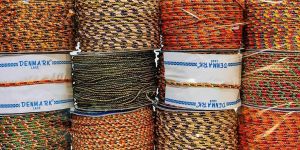 Zari Laces