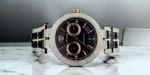Sparkling Vvs Diamond Studded Watch