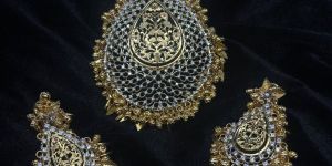 Wooden Pendant Set