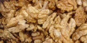 Walnut Giri (Snowwhite)