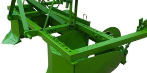 Raised Bed Maker with Fertilzer Box