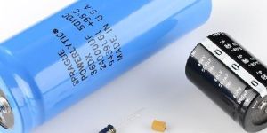Electronic Capacitor