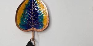 Meenakari Key Holder Copper Enamel Leaf Pattern