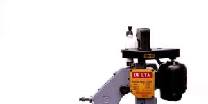 Delta Cin 100 Sewing Machine