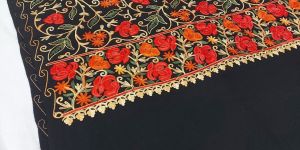 Ladies Golden Lace Floral Cashmilon Stole