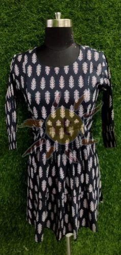 Ladies Black Printed Short Kurti