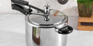 Moksh Pressure Cooker