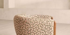 Winnie Armchair, Lophelia