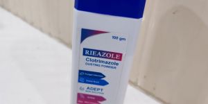 CLOTRIMAZOLE DUSTING POWDER