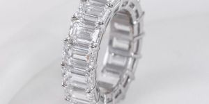 Ladies Vintage Diamond Ring