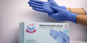 Nitrile Examination Gloves