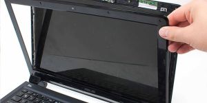 Laptop Screen Replacement Service