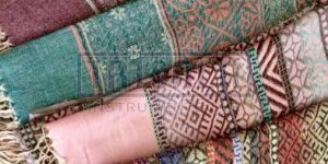 Soft Warm Woolen Shawl