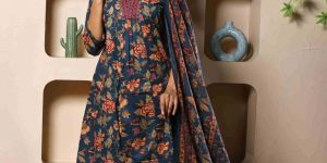 Noor-e-Nilofer Floral Suit Set