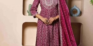 Ruhani Rosewood Thread Suit Set