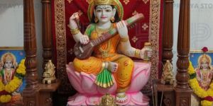 Goddess Saraswati Statue
