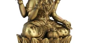 kamla laxmi ji statue