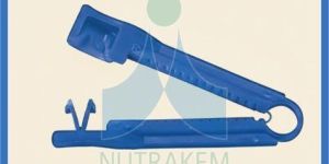 Blue Umbilical Cord Clamp