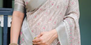 Printed Floral Linen Cotton Saree