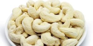 W180 Whole Cashew Nuts