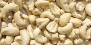 WW450 Whole Cashew Nuts