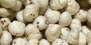 Raw Makhana